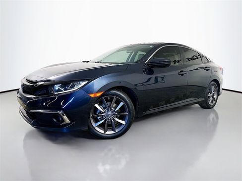 Used 2020 Honda Civic EX image 3