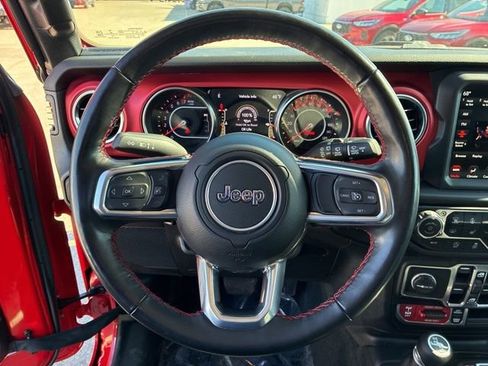 Used 2022 Jeep Wrangler Unlimited Rubicon w/ Cold Weather Group image 30