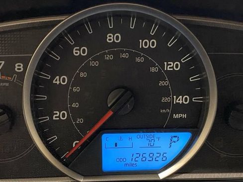 Used 2013 Toyota RAV4 XLE FWD image 24