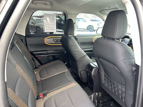Used 2022 Ford Bronco Sport Badlands image 17