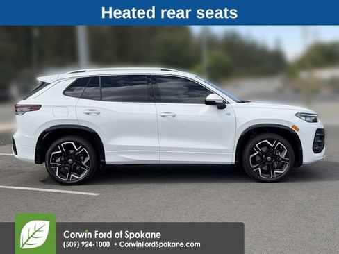 Used 2025 Volkswagen Tiguan SEL R-Line AWD/4WD image 10