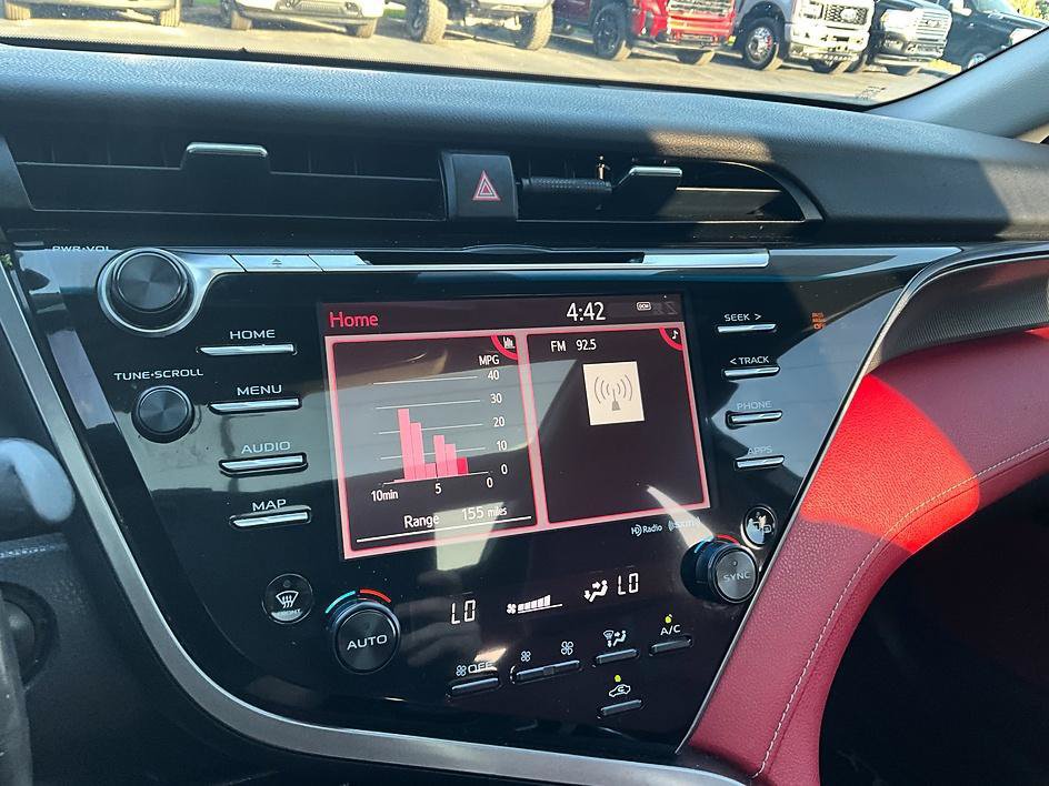 Used 2019 Toyota Camry XSE FWD image 21