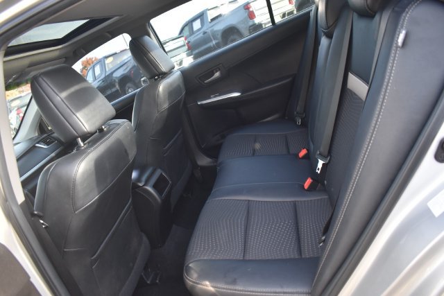 Used 2014 Toyota Camry SE FWD image 17