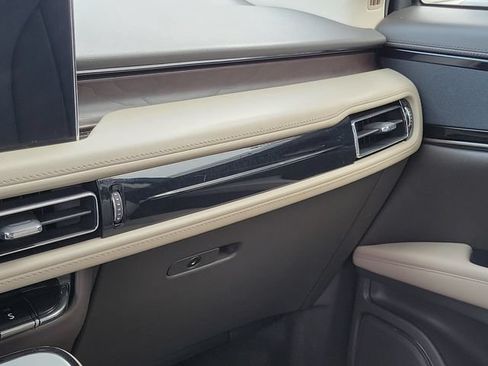 Certified 2022 Lincoln Nautilus Reserve FWD image 31