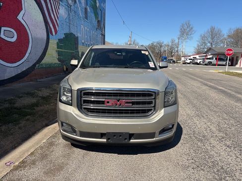 Used 2017 GMC Yukon SLT image 9
