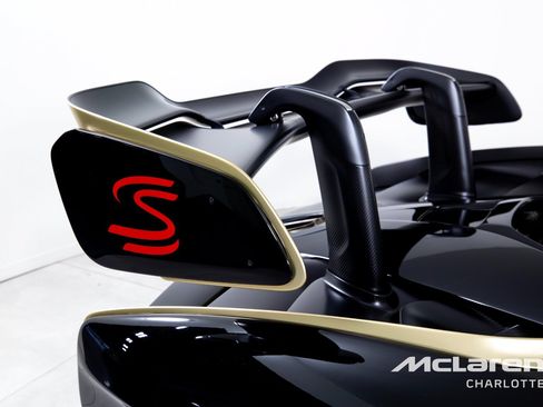 Used 2019 McLaren Senna RWD image 37