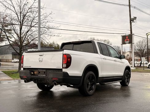 Used 2023 Honda Ridgeline Black Edition image 4
