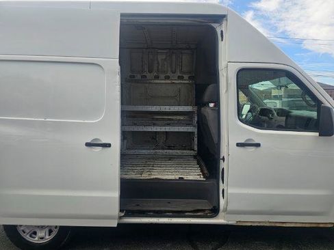 Used 2012 Nissan NV 2500 S w/ Side Curtain Airbag Pkg RWD image 31