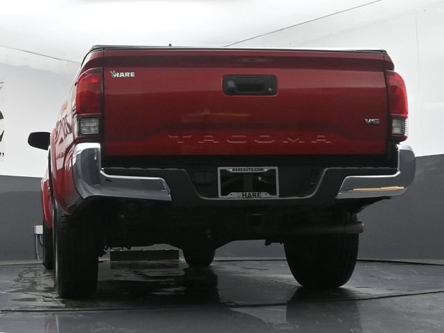 Used 2022 Toyota Tacoma SR5 RWD image 53
