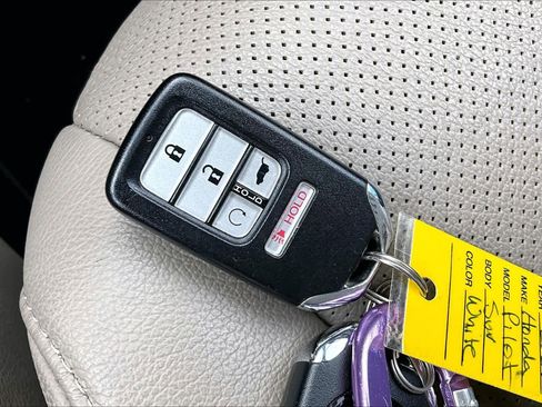 Used 2021 Honda Pilot Elite image 14