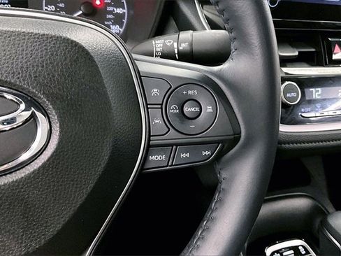 Used 2023 Toyota Corolla SE image 24