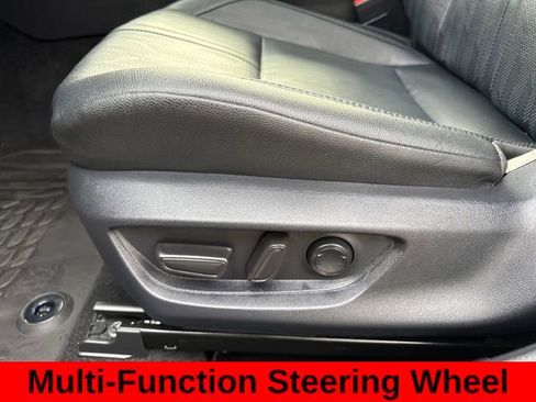 Used 2025 Toyota Camry XSE image 15