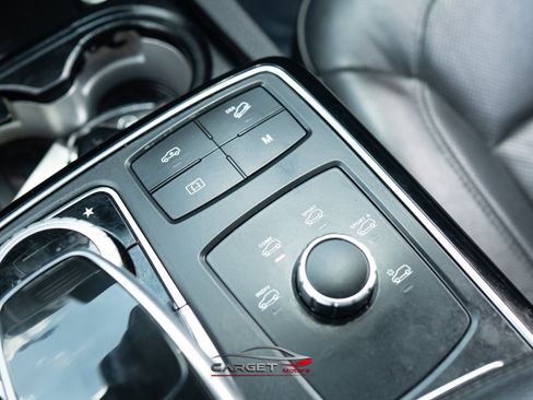 Used 2019 Mercedes-Benz GLE 43 AMG 4MATIC image 37