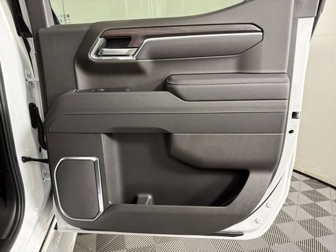New 2026 GMC Sierra 1500 SLT w/ SLT Premium Plus Package image 14
