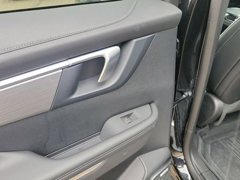 Used 2026 Buick Enclave Preferred w/ Power Package AWD/4WD image 66