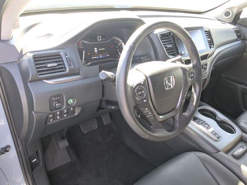 Used 2023 Honda Ridgeline RTL-E image 16