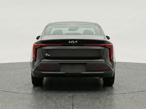 Used 2025 Kia K4 FWD image 6