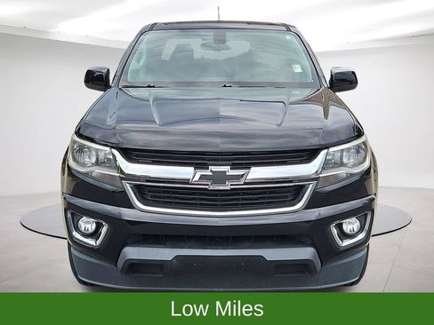 Used 2017 Chevrolet Colorado LT w/ LT Convenience Package RWD image 2