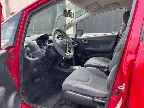 Used 2013 Honda Fit image 2