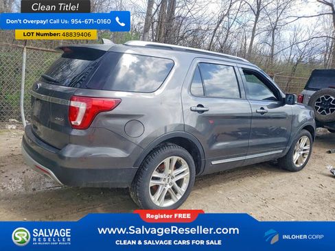 Used 2017 Ford Explorer XLT w/ Equipment Group 202A image 4