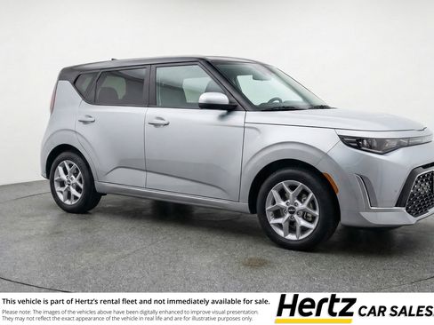 Used 2025 Kia Soul LX w/ LX Technology Package image 1