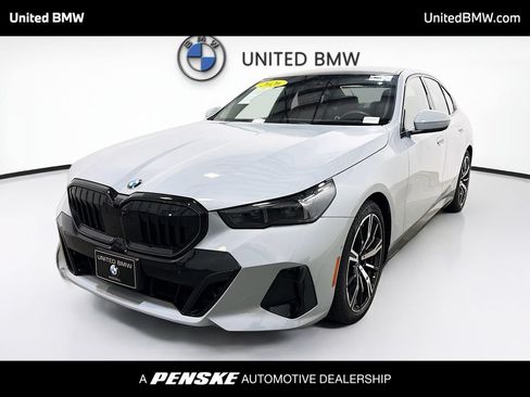 Used 2026 BMW 540i xDrive w/ Executive Package AWD/4WD image 1