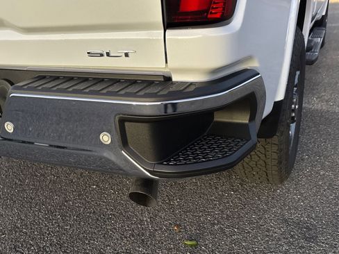 New 2026 GMC Sierra 2500 SLT w/ SLT Premium Package image 37