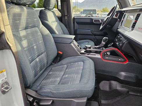 Used 2023 Ford Bronco Heritage Edition AWD/4WD image 34