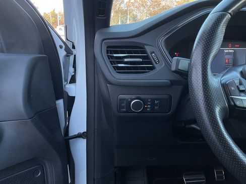 Used 2023 Ford Escape ST-Line image 23