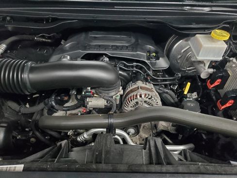 Used 2021 RAM 1500 Big Horn image 4