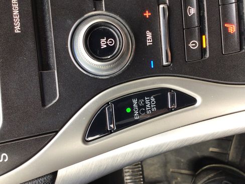 Used 2016 Lincoln MKX Premiere FWD image 17