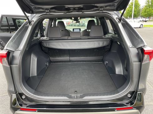 Certified 2024 Toyota RAV4 SE AWD/4WD image 15