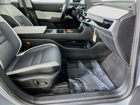 Used 2025 Honda Prologue Touring image 34