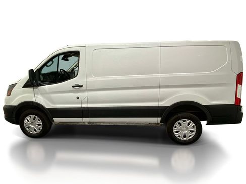 Used 2025 Ford Transit 250 Low Roof w/ Exterior Upgrade Package RWD image 2