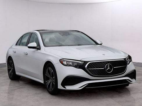 Certified 2026 Mercedes-Benz E 350 4MATIC Sedan image 3