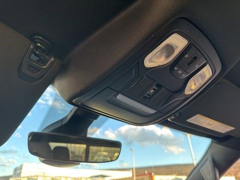 Used 2021 RAM 1500 Big Horn AWD/4WD image 36