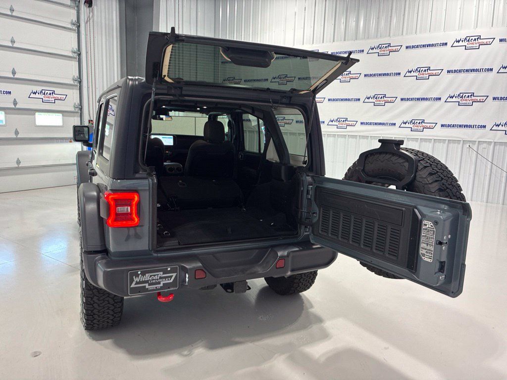 Used 2026 Jeep Wrangler Unlimited Rubicon AWD/4WD image 33
