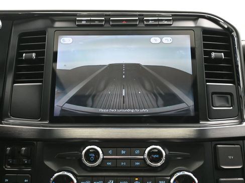 Used 2024 Ford F250 Lariat w/ Sport Appearance Package image 31