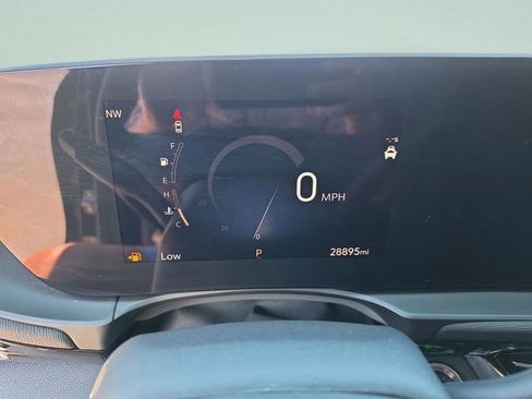 Used 2025 Buick Envista Avenir image 35