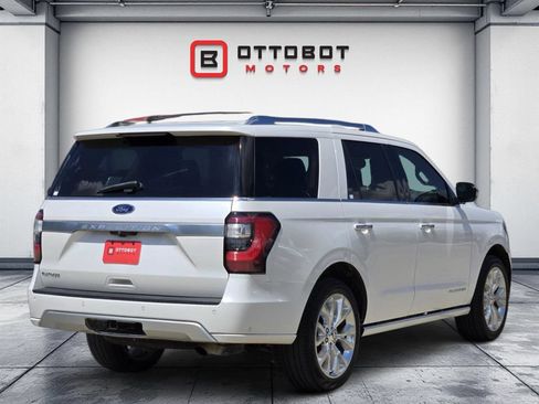 Used 2019 Ford Expedition Platinum RWD image 4