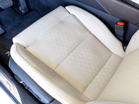 Used 2026 Lexus RX 450h AWD w/ Convenience Package image 19