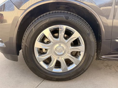 Used 2016 Buick Enclave Premium image 11