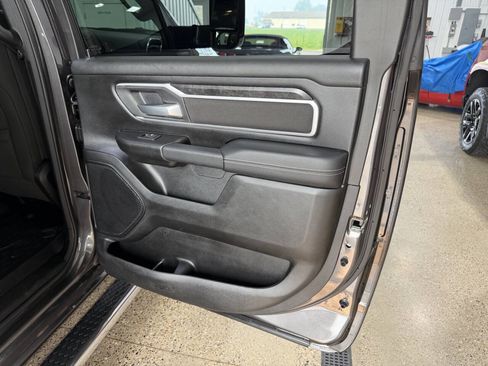 Used 2023 RAM 1500 Big Horn AWD/4WD image 35