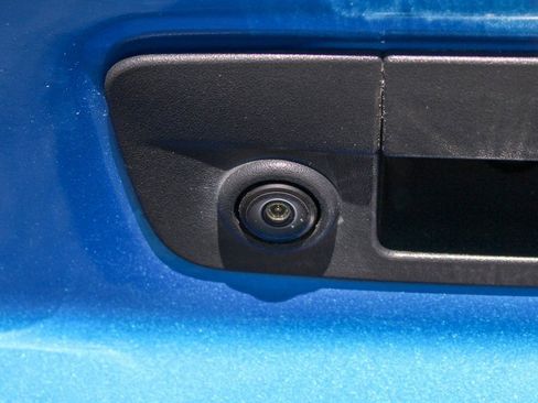 Used 2021 RAM 1500 Classic SLT image 40