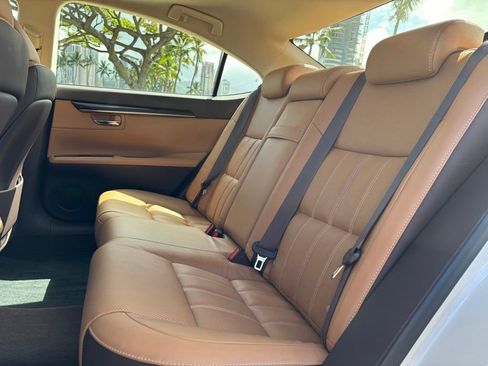Used 2016 Lexus ES 350 FWD image 10