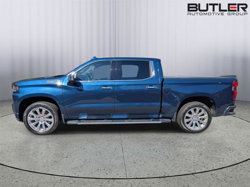 Used 2021 Chevrolet Silverado 1500 High Country w/ Technology Package AWD/4WD image 5