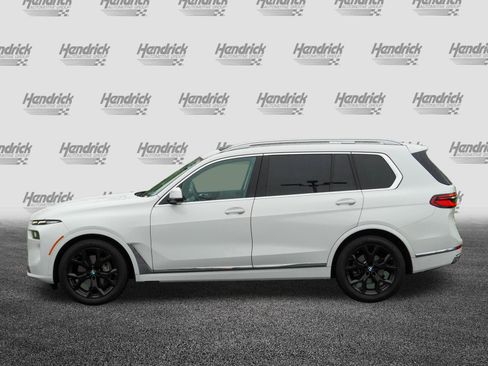 Used 2024 BMW X7 xDrive40i AWD/4WD image 6