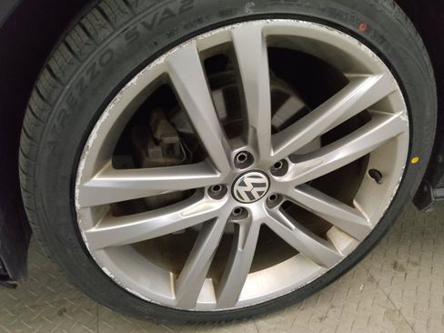 Used 2017 Volkswagen Passat 1.8T R-Line FWD image 31