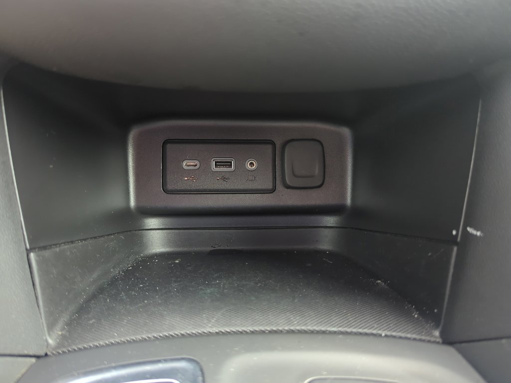 Certified 2023 Chevrolet Equinox LT AWD/4WD image 25