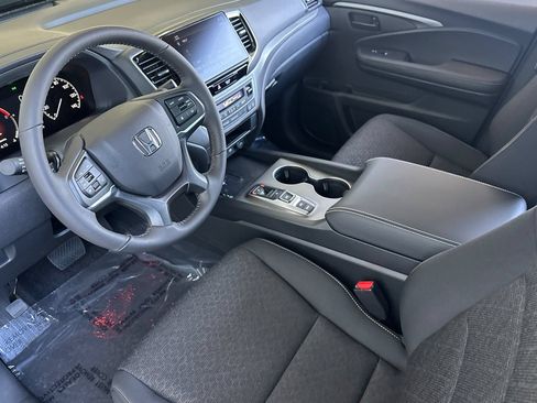 New 2025 Honda Ridgeline Sport image 7